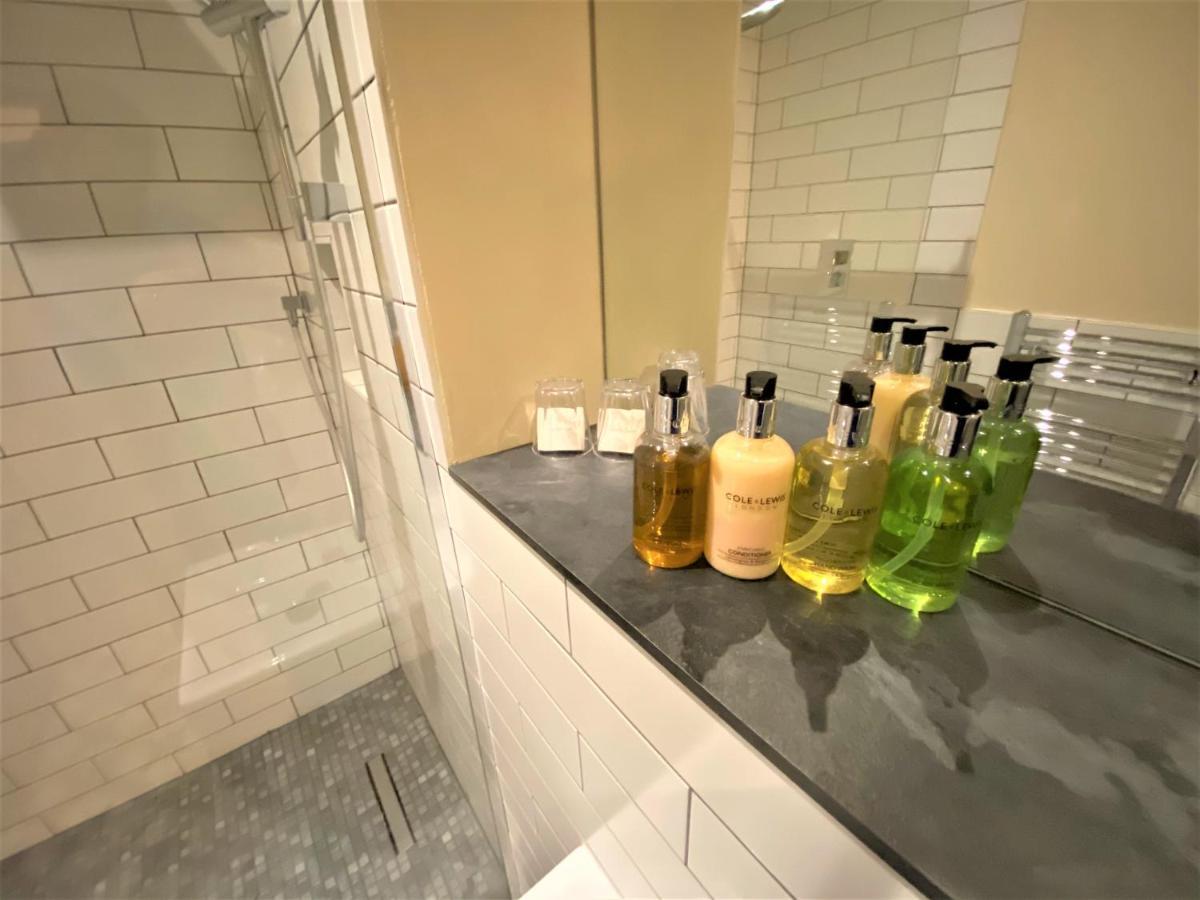 The Scott At Claremont Serviced Apartments Лидс Экстерьер фото