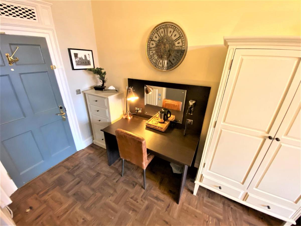 The Scott At Claremont Serviced Apartments Лидс Экстерьер фото