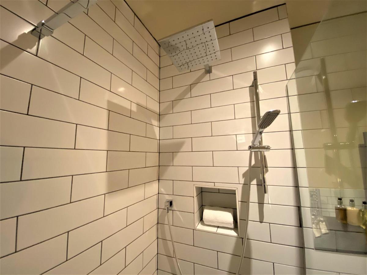 The Scott At Claremont Serviced Apartments Лидс Экстерьер фото