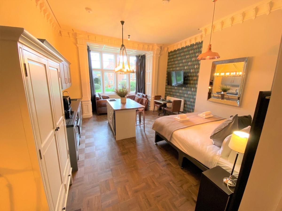 The Scott At Claremont Serviced Apartments Лидс Экстерьер фото